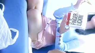 娇妻 雪白 呻吟-美女学生妹子是男友的乖母狗，戴着狗炼项圈乖乖让男友无套抽插~