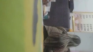 赛琳娜的黄金完整翻译版中文-直播 火辣身材的娜扎【沙滩上的贝壳酱】!